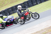 Vintage-motorcycle-club;eventdigitalimages;mallory-park;mallory-park-trackday-photographs;no-limits-trackdays;peter-wileman-photography;trackday-digital-images;trackday-photos;vmcc-festival-1000-bikes-photographs